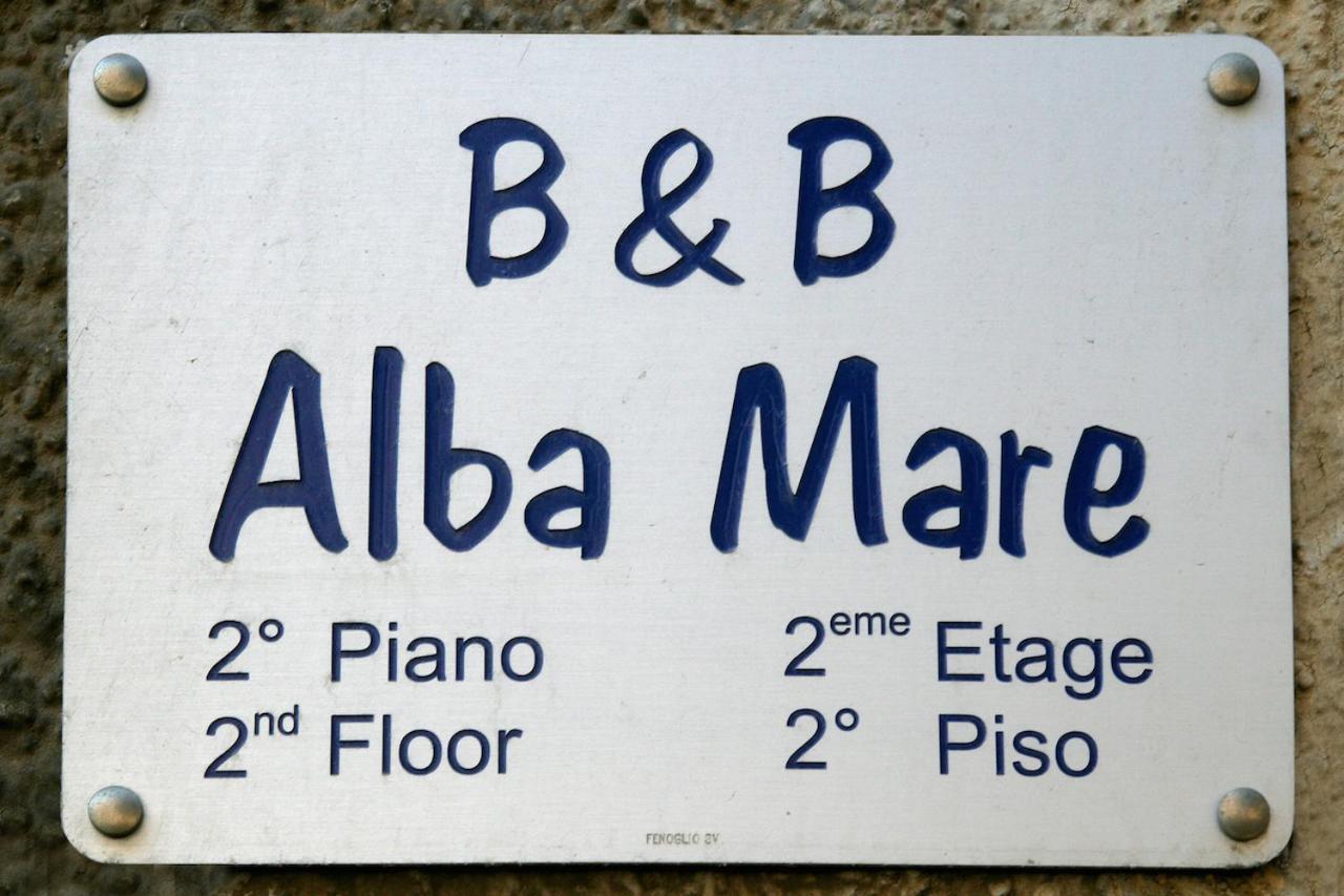 Alba Mare B&B Savona Esterno foto